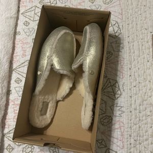Ugg Gold Slip On Women’s size 8